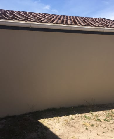 side-plain-wall